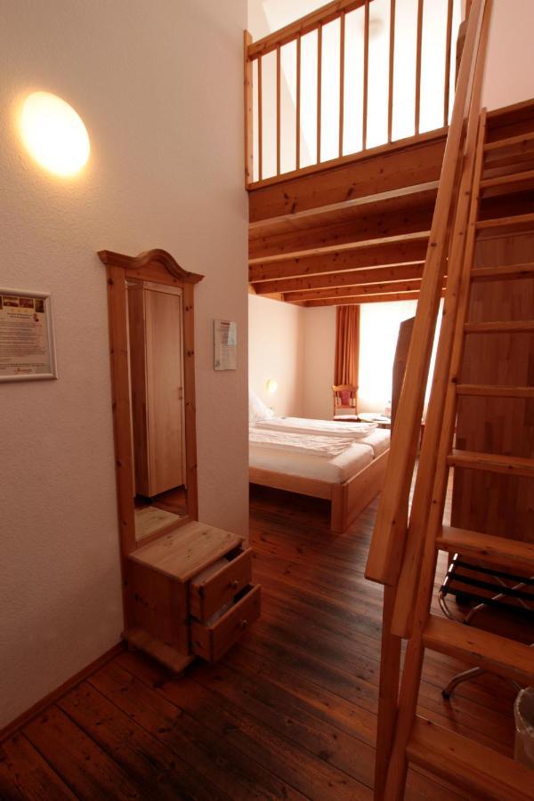 Hotel Sunnegaessle Руст Екстериор снимка