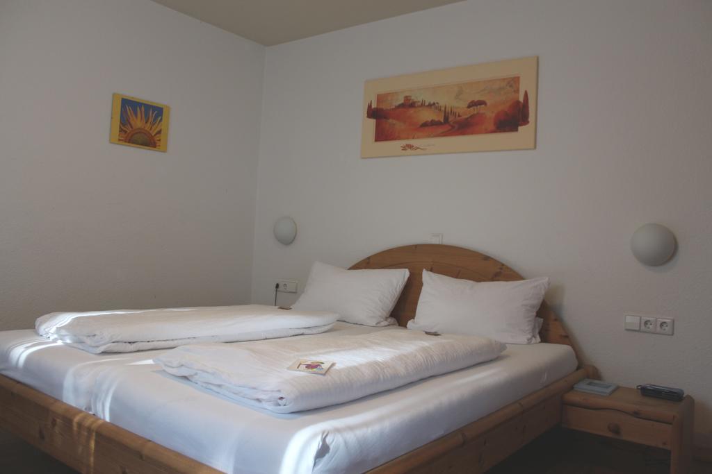 Hotel Sunnegaessle Руст Стая снимка